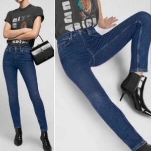 Anine Bing EUC Jagger Jeans. Blue denim. Scandinavian style with American flair.